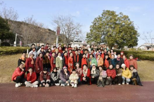 双喜临门！景德镇站微剧场落成，红果越剧团喜迎二十周年